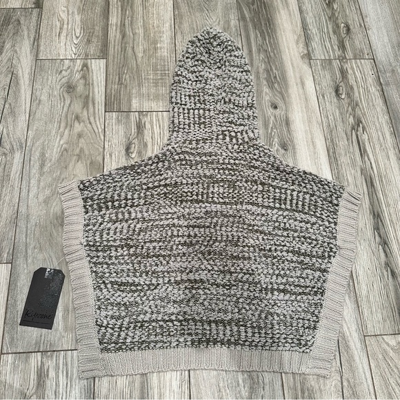 Toddler Ripzone Poncho, 2T in Light/Charcoal Grey - Picture 8 of 11